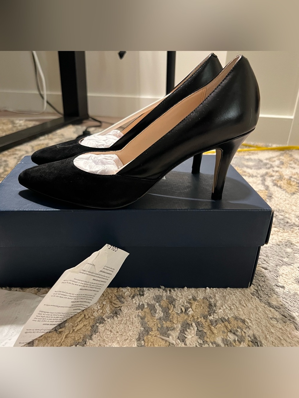 Cole Haan Black Pointed-Toe Mid Heel Pumps